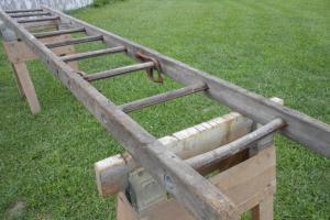 Výroba dreveného rebríka: výpočty a návody na svojpomocnú montáž Výroba rebríkov